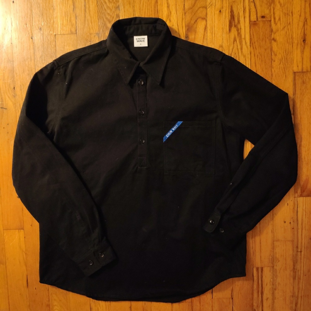Know Wave Button Up